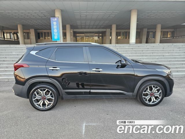 Kia Seltos Gasoline 1.6 Turbo 2WD Signature 2023 — фото 15