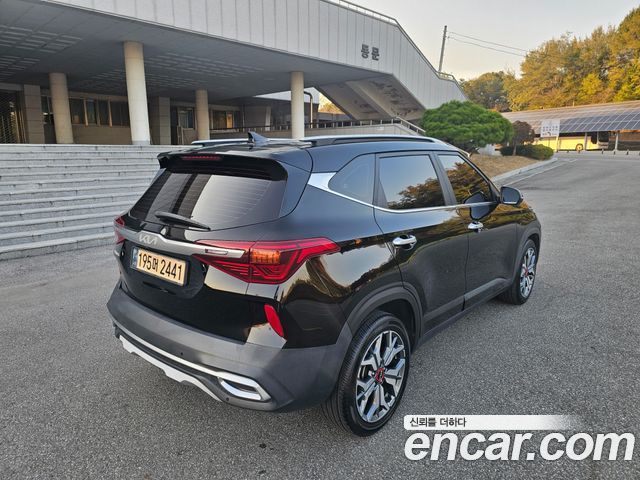 Kia Seltos Gasoline 1.6 Turbo 2WD Signature 2023 — фото 16