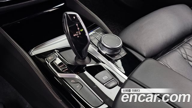 BMW 5 Series (G30) 530i M Sport Package Plus 2020 — фото 9