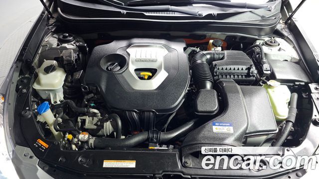 Hyundai Sonata Hybrid 2.0 Smart 2015 — фото 6