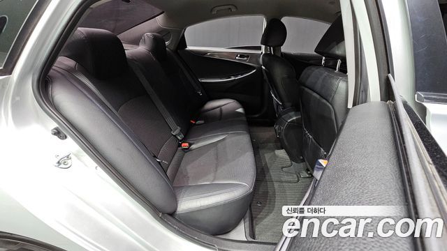 Hyundai Sonata Hybrid 2.0 Smart 2015 — фото 11