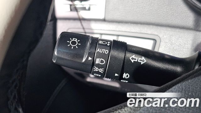 Hyundai Sonata Hybrid 2.0 Smart 2015 — фото 16