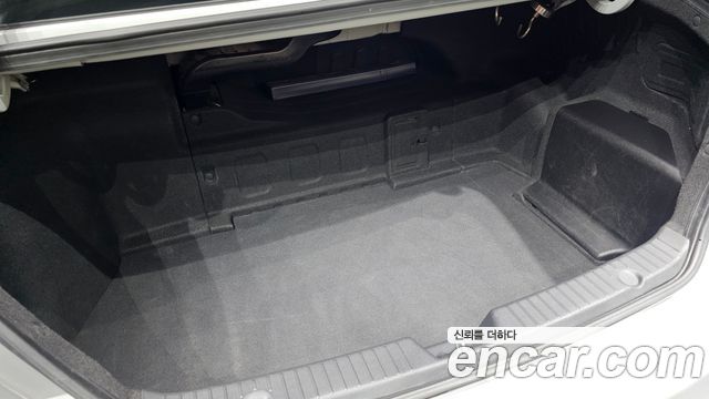 Hyundai Sonata Hybrid 2.0 Smart 2015 — фото 19