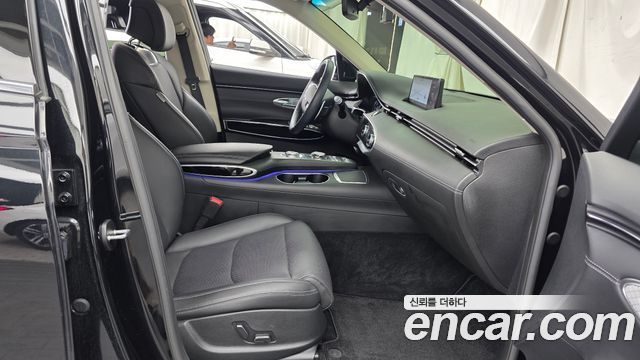 Genesis GV70 2.5T Gasoline AWD 2024 — фото 26
