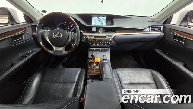 Lexus ES350 Supreme XV60 2014 — фото 7