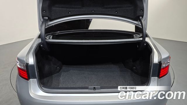 Lexus ES350 Supreme XV60 2014 — фото 16