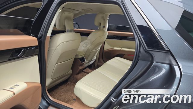 Hyundai Grandeur Hybrid (GN7) Calligraphy 2023 — фото 11