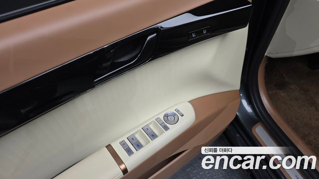 Hyundai Grandeur Hybrid (GN7) Calligraphy 2023 — фото 15