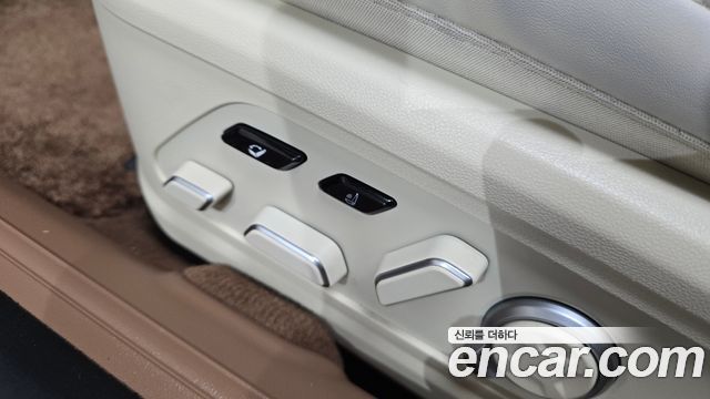 Hyundai Grandeur Hybrid (GN7) Calligraphy 2023 — фото 29