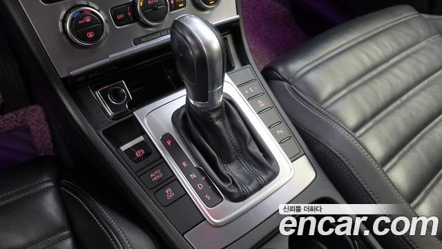 Volkswagen CC 2.0 TDI BlueMotion 2015 — фото 9