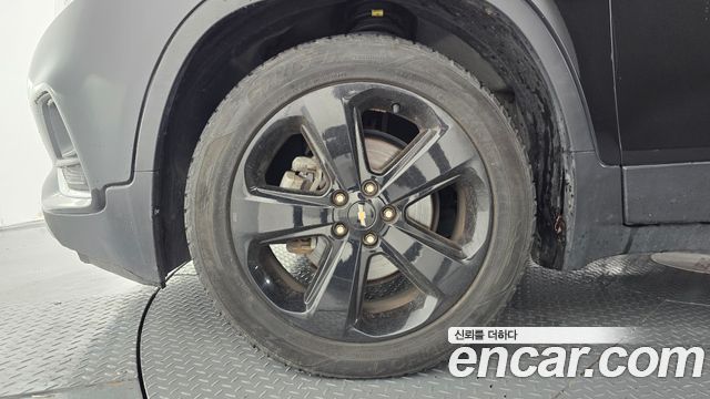 Chevrolet Trax 1.4 Perfact Black 2019 — фото 5