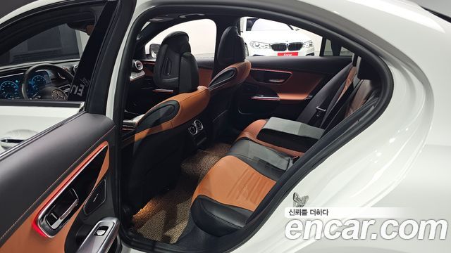 Mercedes-Benz C-Class (W206) C300 4MATIC AMG Line 2023 — фото 11