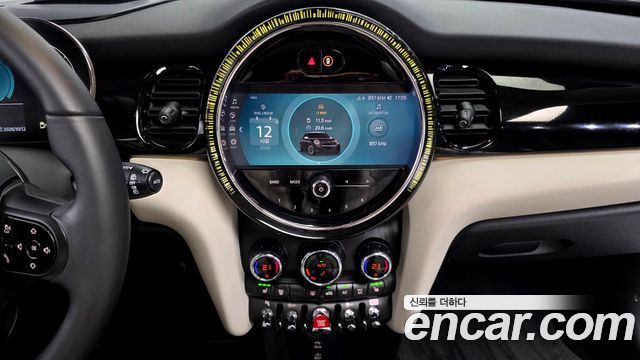 MINI Cooper S Classic Third Generation 2023 — фото 15