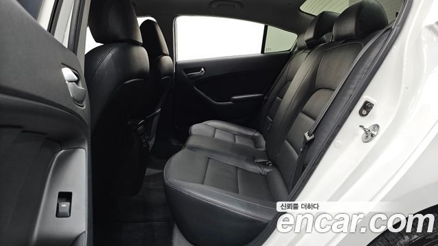 Kia K3 Trendy C Type 2016 — фото 11