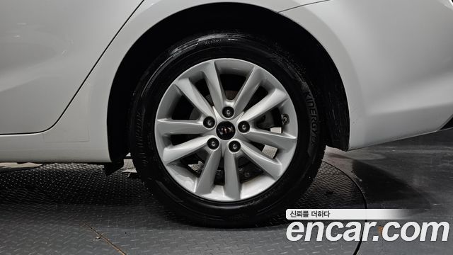 Kia K3 Trendy C Type 2016 — фото 21