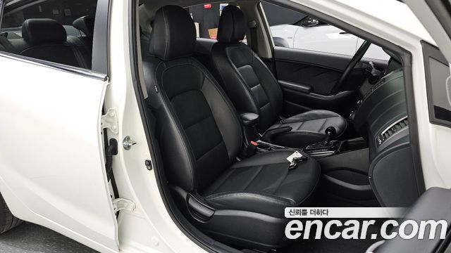 Kia K3 Trendy C Type 2016 — фото 26