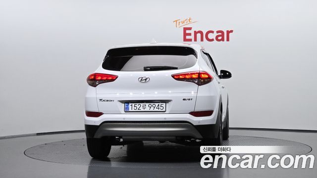 Hyundai Tucson Diesel 1.7 2WD Style 2016 — фото 4