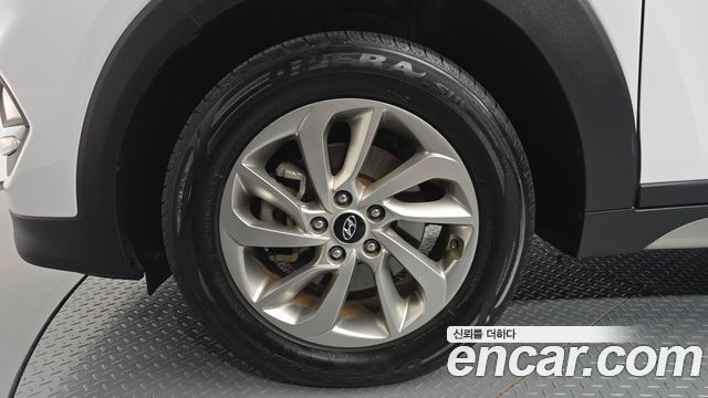 Hyundai Tucson Diesel 1.7 2WD Style 2016 — фото 5