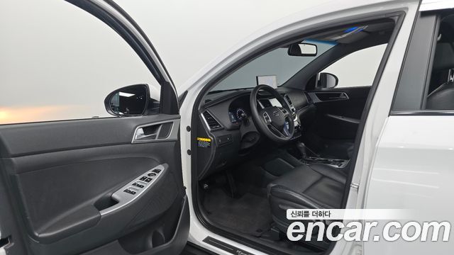 Hyundai Tucson Diesel 1.7 2WD Style 2016 — фото 10