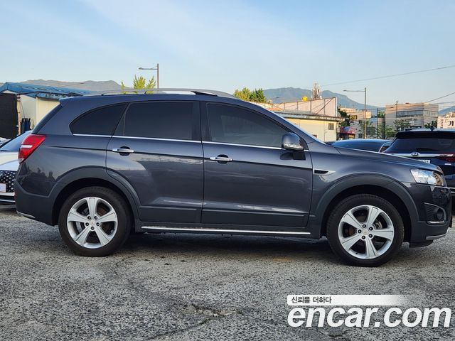 Chevrolet Captiva 2WD LTZ 2015 — фото 8