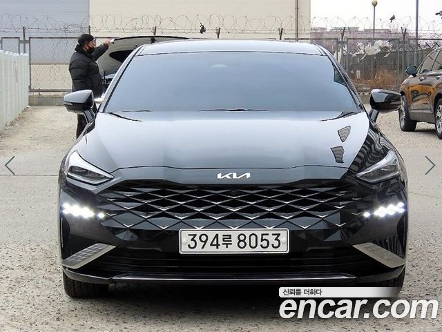 Kia K8 2.5 Gasoline 2WD Signature 2022 — фото 1