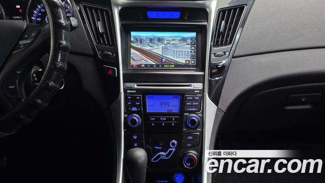 Hyundai Sonata (YF) LPi Luxury 2011 — фото 14