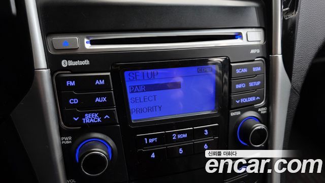 Hyundai Sonata (YF) LPi Luxury 2011 — фото 18