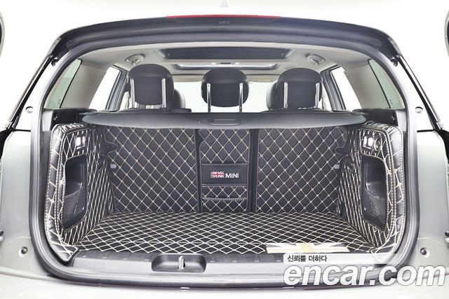 MINI Cooper Clubman Classic 2nd 2022 — фото 21