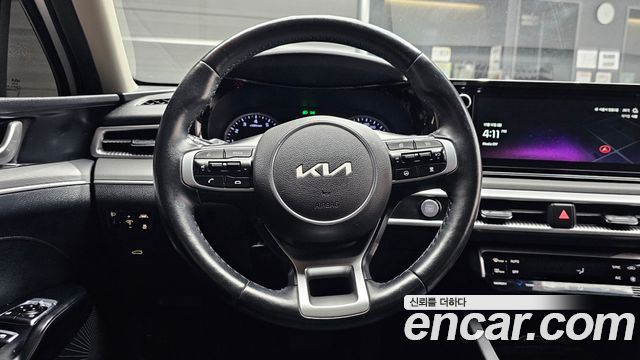 Kia K5 (III) 2.0 Trendy 2022 — фото 14
