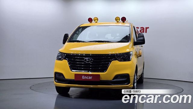 Hyundai Grand Starex School Bus 2021 — фото 3