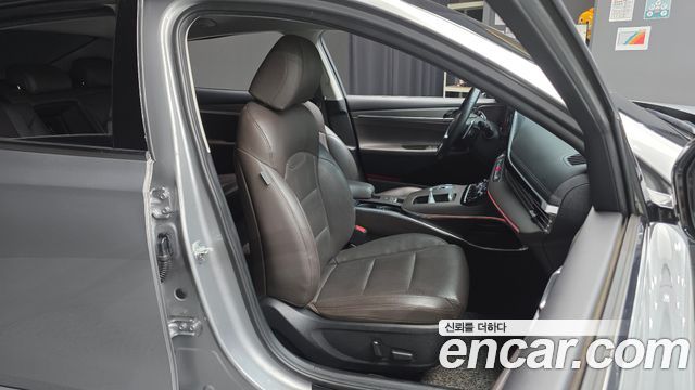 Hyundai Grandeur (IG) 2.5 Premium 2022 — фото 12