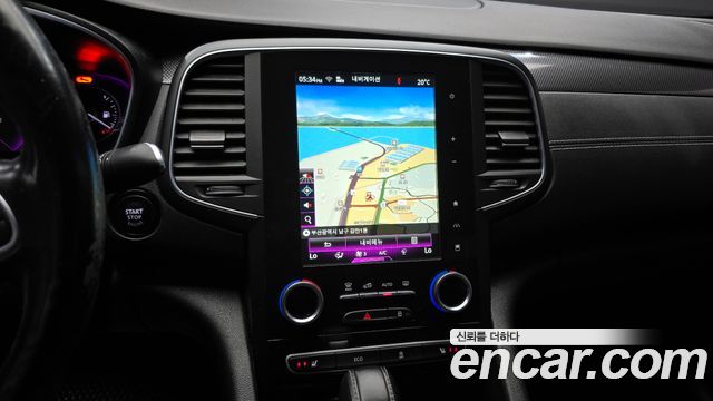 Renault Korea SM6 2.0 GDe LE 2017 — фото 14