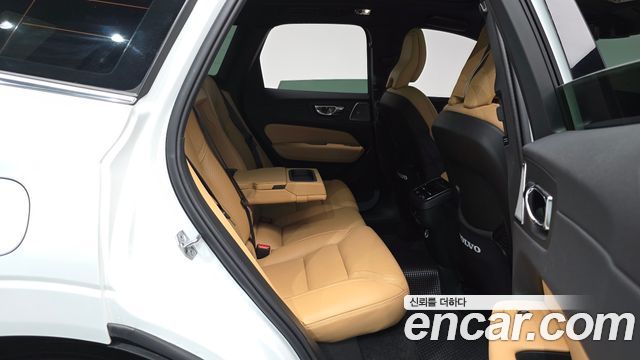 Volvo XC60 (II) T6 Inscription 2020 — фото 11