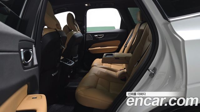 Volvo XC60 (II) T6 Inscription 2020 — фото 12