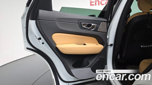 Volvo XC60 (II) T6 Inscription 2020 — фото 25