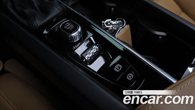 Volvo XC60 (II) T6 Inscription 2020 — фото 31