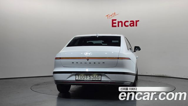 Hyundai Grandeur (GN7) 3.5 LPG 2WD (Taxi) Deluxe 2024 — фото 4