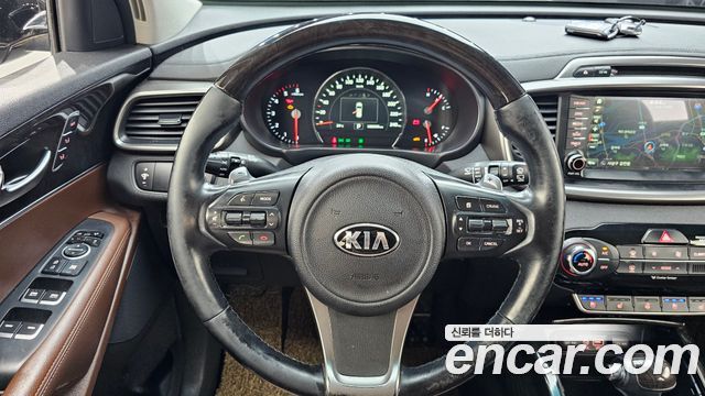 Kia Sorento Diesel 2.2 4WD Noblesse Special 2016 — фото 13