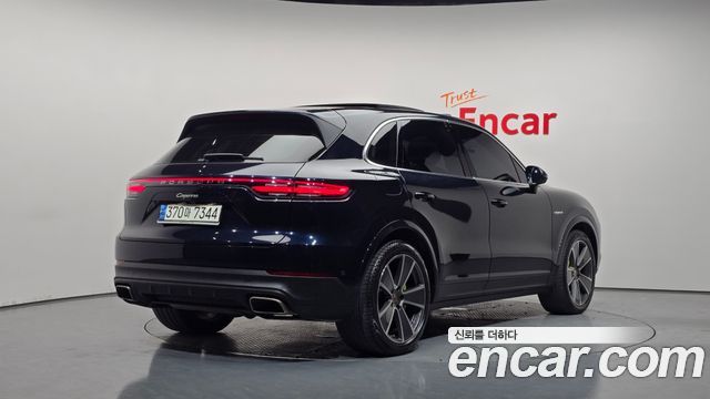 Porsche Cayenne (PO536) 3.0 E-Hybrid 2021 — фото 2