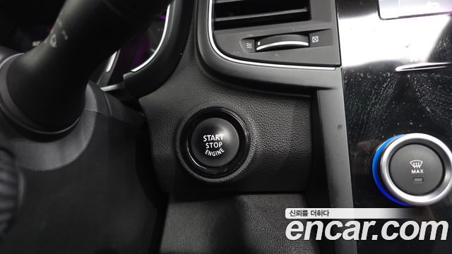 Renault Korea QM6 Diesel 4WD RE Signature 2017 — фото 28