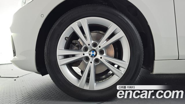 BMW 2 Series Active Tourer (F45) Joy 2018 — фото 5