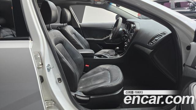 Kia K5 LPI Luxury 2011 — фото 11