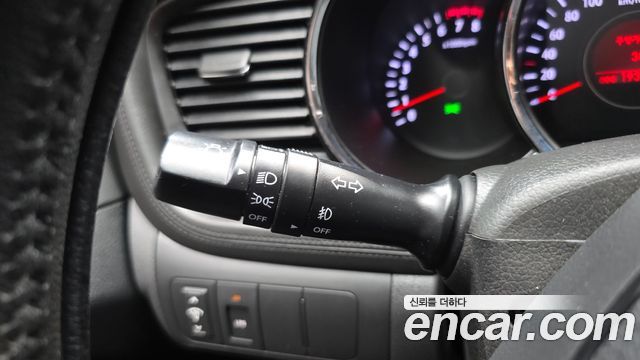 Kia K5 LPI Luxury 2011 — фото 17