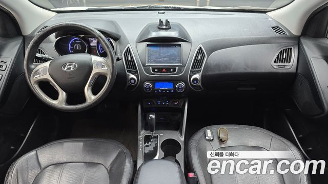 Hyundai Tucson ix Diesel 2WD LX20 Premier 2013 — фото 7