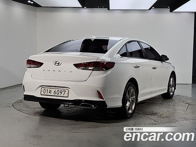 Hyundai Sonata New Rise 1.6 Turbo Premium 2018 — фото 4
