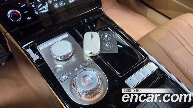 Genesis G80 (RG3) Gasoline 2.5 Turbo AWD 2025 — фото 9