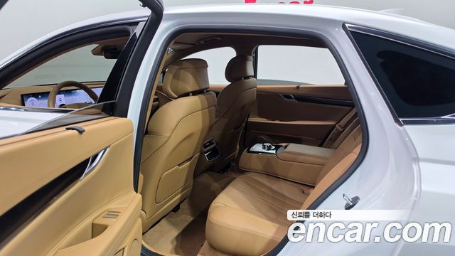 Genesis G80 (RG3) Gasoline 2.5 Turbo AWD 2025 — фото 12