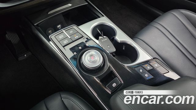 Kia K8 2.5 Gasoline 2WD Noblesse Light 2023 — фото 9