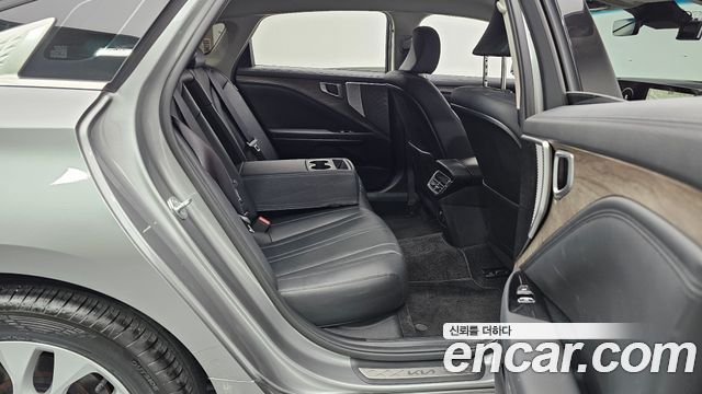 Kia K8 2.5 Gasoline 2WD Noblesse Light 2023 — фото 12