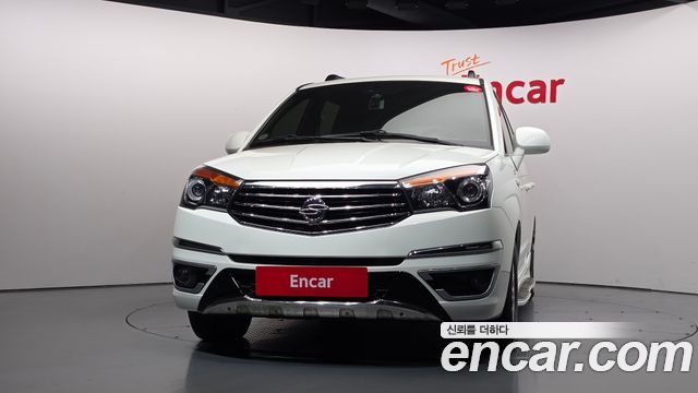 KG Mobility (SsangYong) Korando Turismo 4WD TX 9-seater 2017 — фото 3